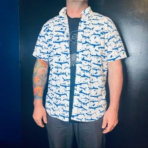 Men’s Casual Shark Jaws Button Down Shirt Sz Large